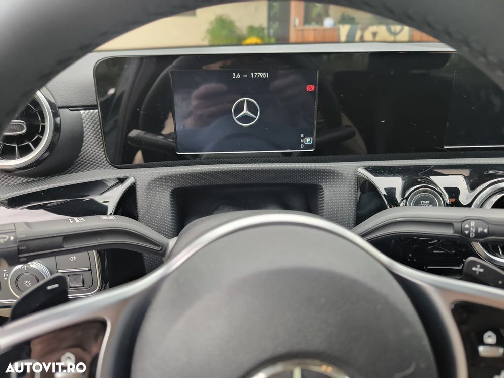 Mercedes-Benz A 180 7G-DCT Edition 2020 - 12