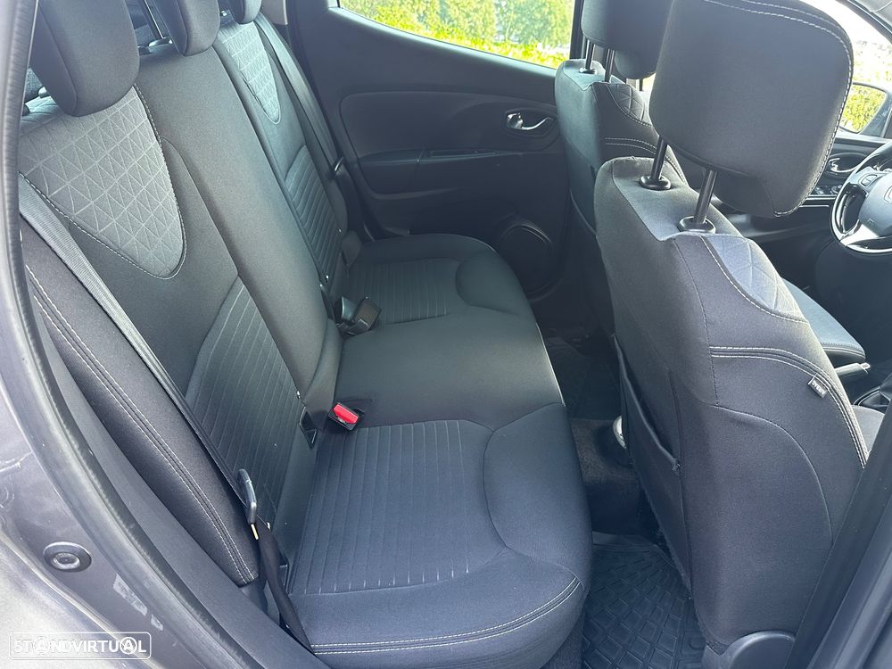 Renault Clio 0.9 TCE Luxe - 28