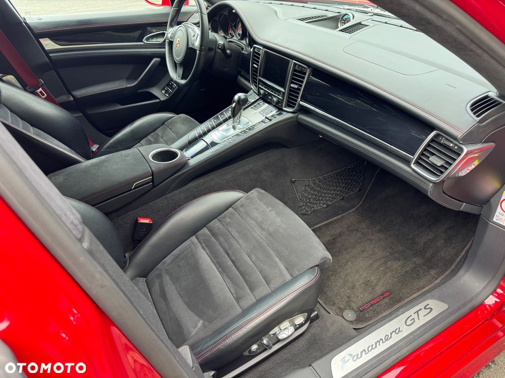 Porsche Panamera GTS - 14