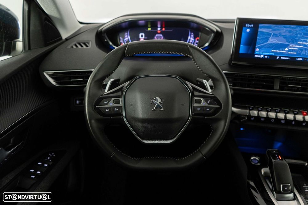 Peugeot 5008 1.2 PureTech Allure Pack EAT8 - 29