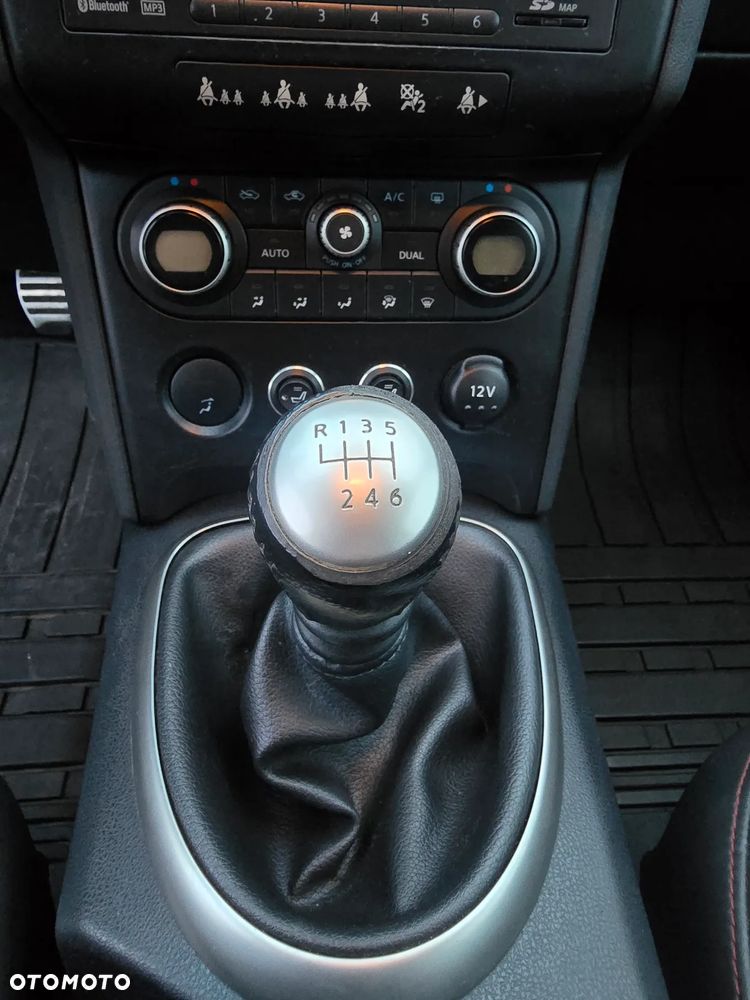 Nissan Qashqai 2.0 4x4 Acenta - 25