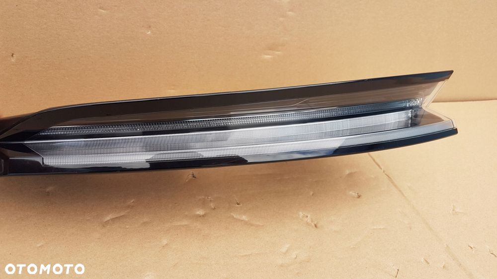lampa tył prawa porsche taycan 9j1945092g - 6