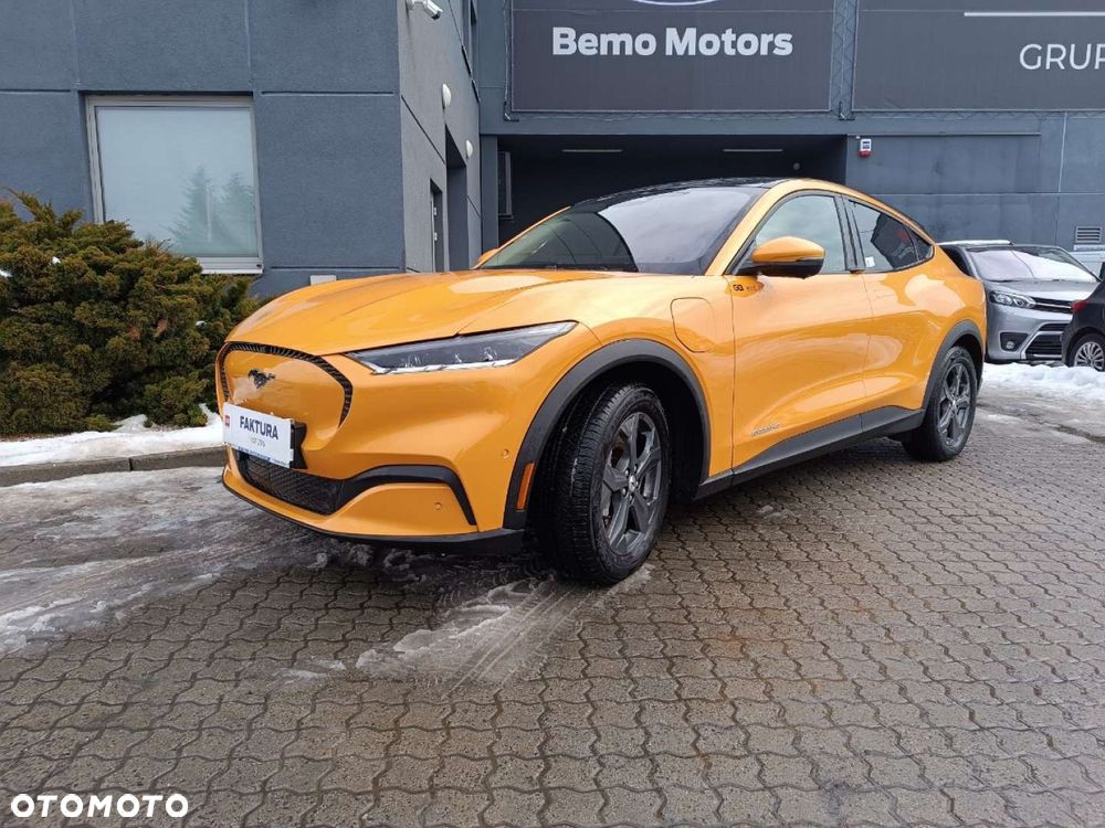 Ford Mustang Mach-E - 2