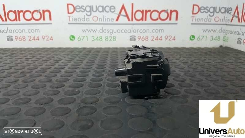 COMANDO DAS LUZES BMW SERIE 1 BERLINA (E81/E87) 118D - 4