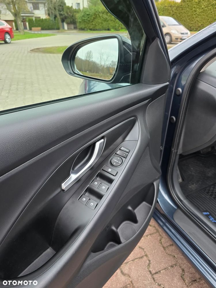 Hyundai i30 1.5 T-GDI 48V Smart DCT - 11