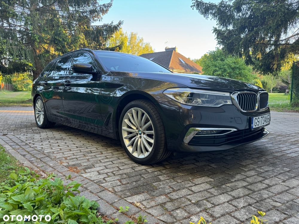 BMW Seria 5 520d xDrive Luxury Line sport - 13