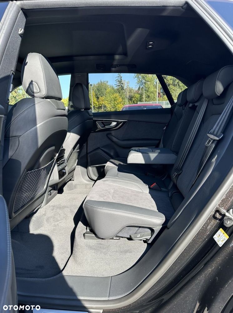 Audi Q8 - 24