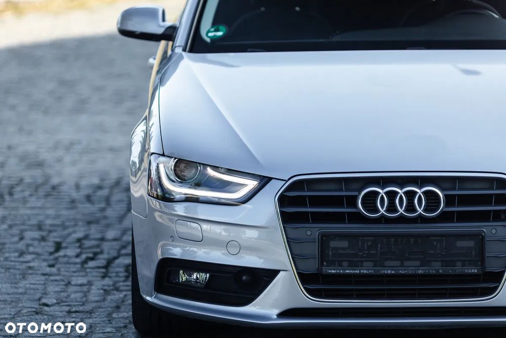 Audi A4 Limousine 2.0 TDI DPF Ambiente - 9