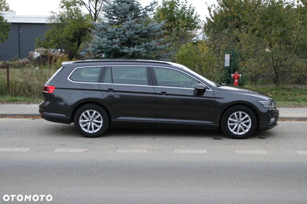 Volkswagen Passat Variant 2.0 TDI EVO Business DSG - 8