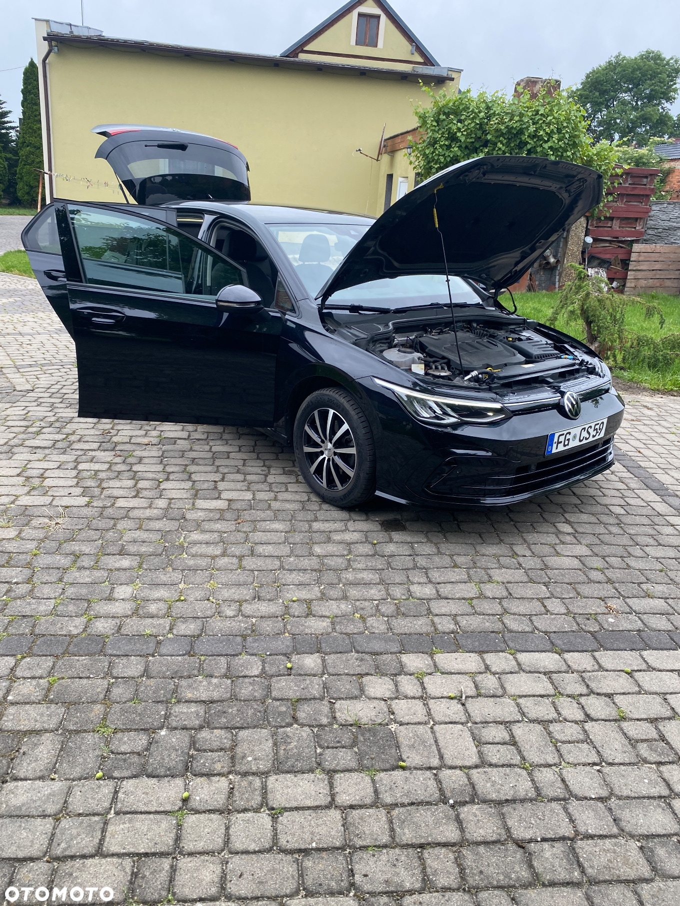 Volkswagen Golf VIII 2.0 TDI - 8