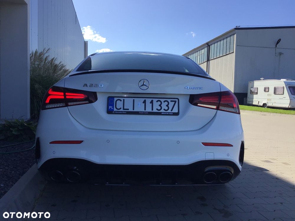 Mercedes-Benz Klasa A 220 4-Matic AMG Line 7G-DCT - 13