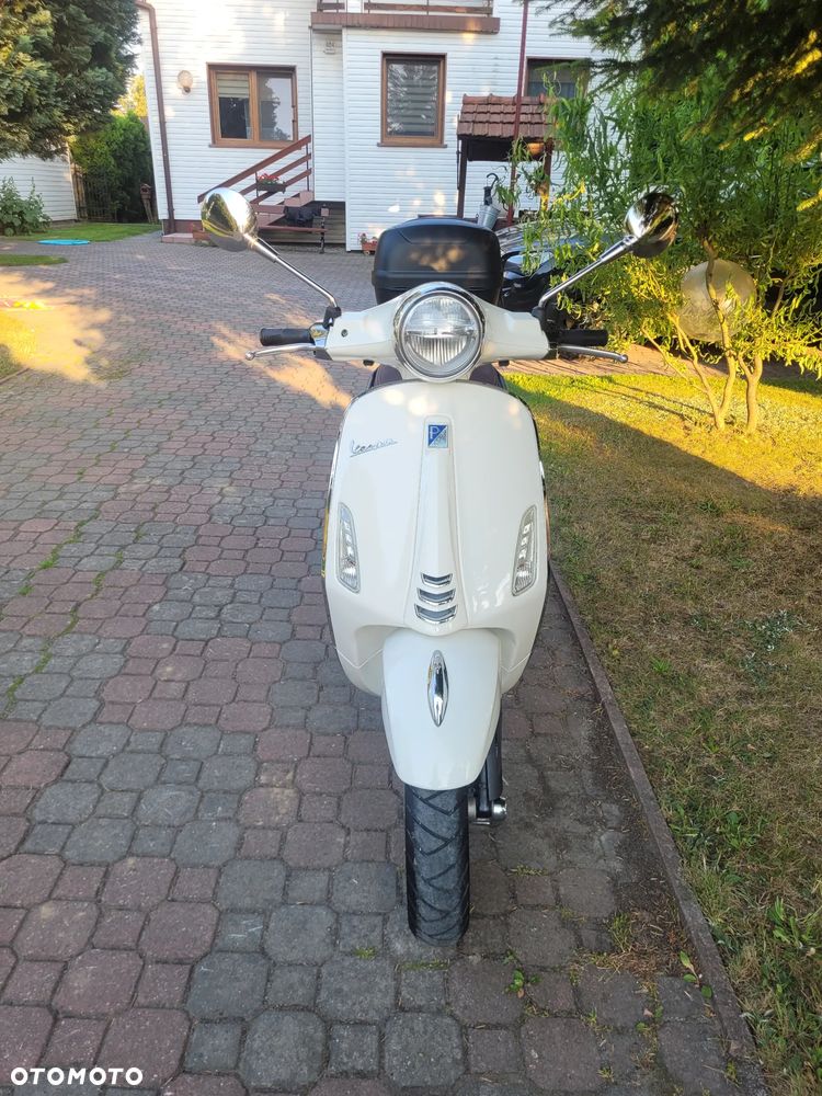 Piaggio Vespa - 16