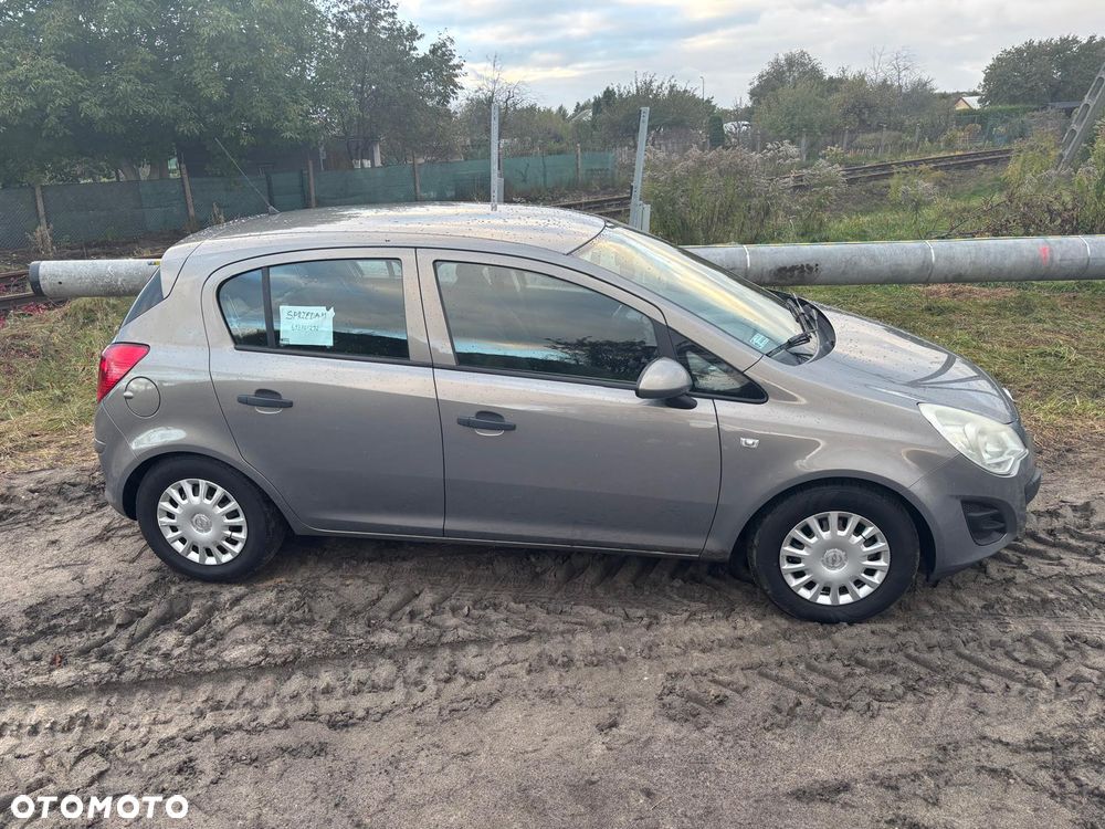 Opel Corsa - 2