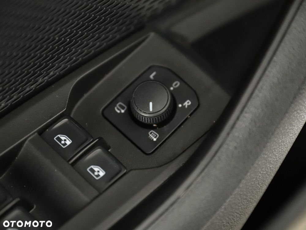 Skoda Octavia 2.0 TDI Ambition DSG - 17
