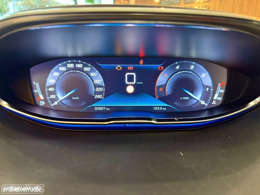 Peugeot 5008 1.5 BlueHDi Active - 25