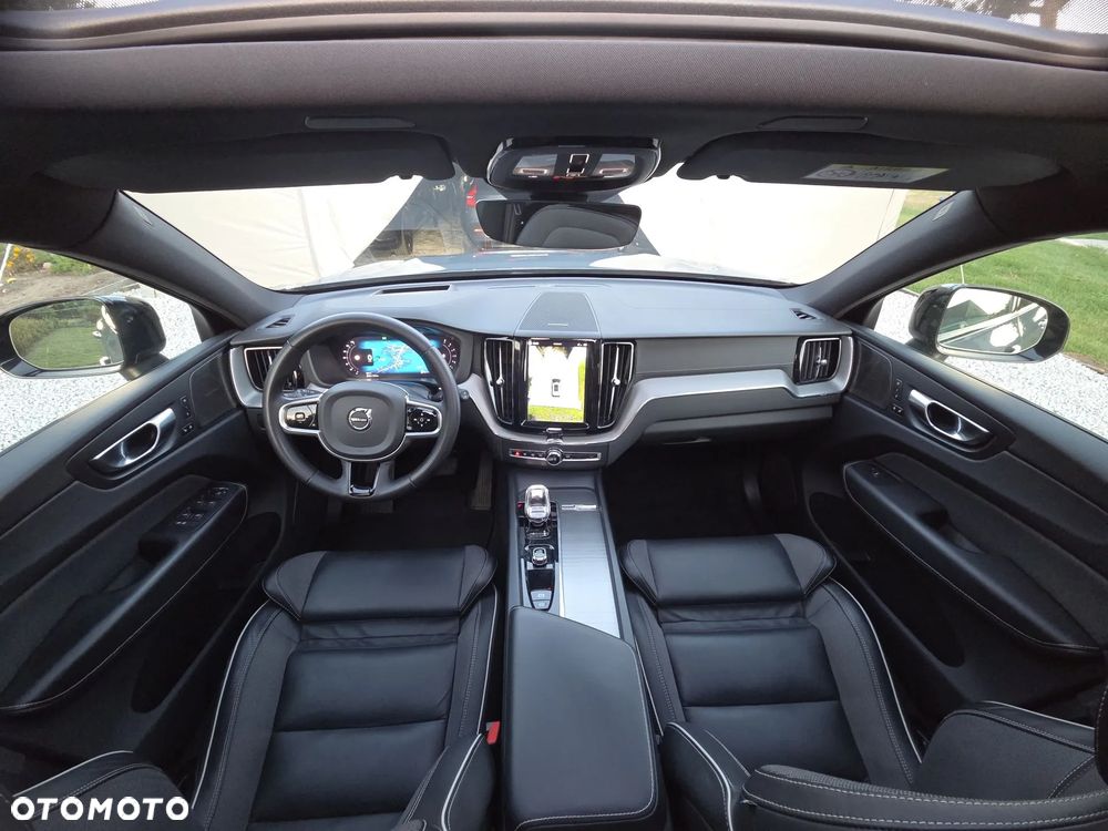 Volvo XC 60 B4 D AWD Ultimate Dark - 7