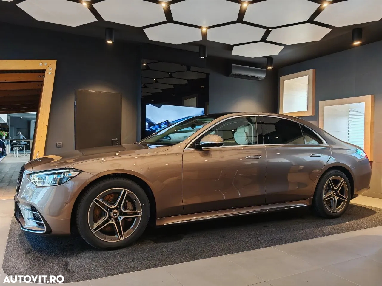 Mercedes-Benz S 450 4MATIC MHEV Aut. - 9