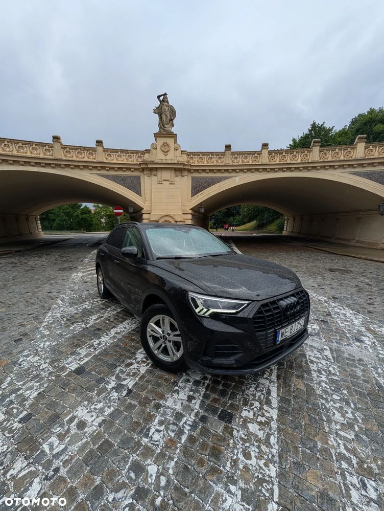 Audi Q3 35 TFSI S tronic - 1