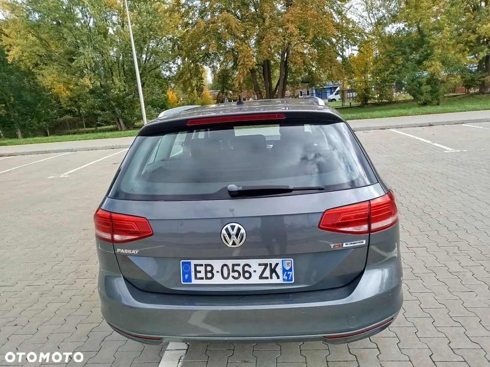 Volkswagen Passat Variant 1.6 TDI (BlueMotion Technology) Comfortline - 8
