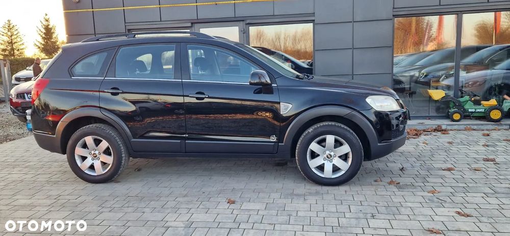 Chevrolet Captiva 2.4 2WD 7 Sitzer LS Family Edition - 9