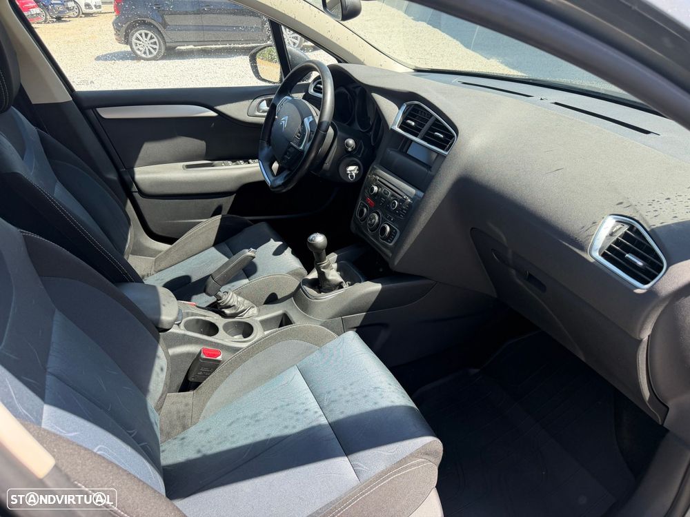 Citroën C4 1.6 HDi Seduction - 11
