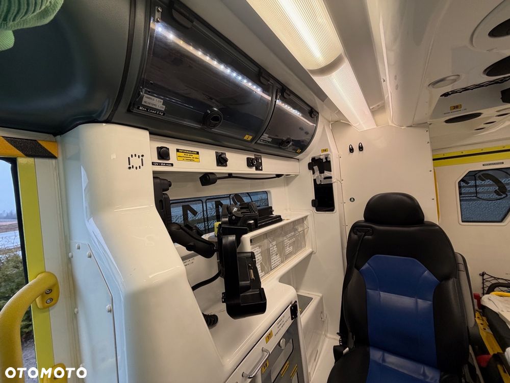 Volkswagen Amarok - 6