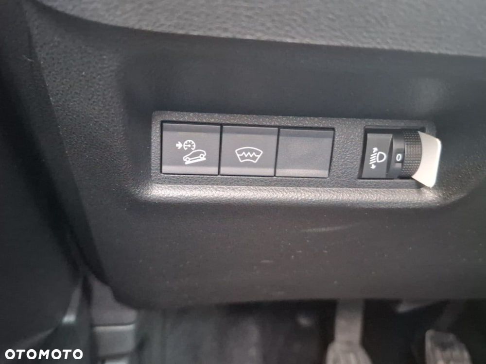 Jeep Avenger 1.2 GSE T3 Summit FWD - 29