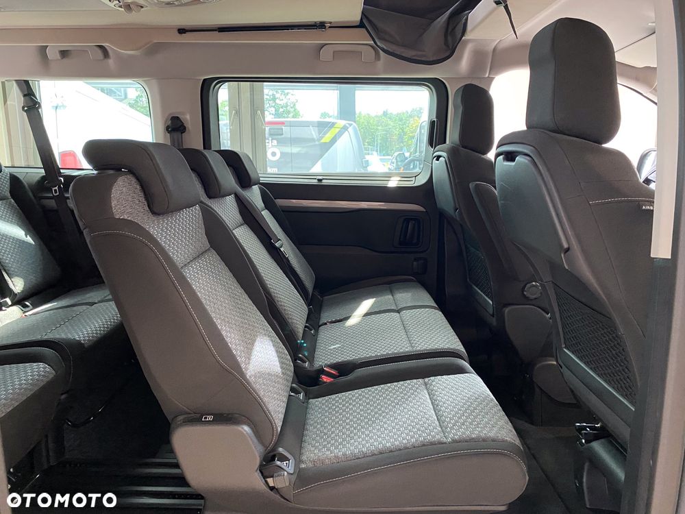 Toyota Proace Verso 2.2 D4-D Long Family - 11