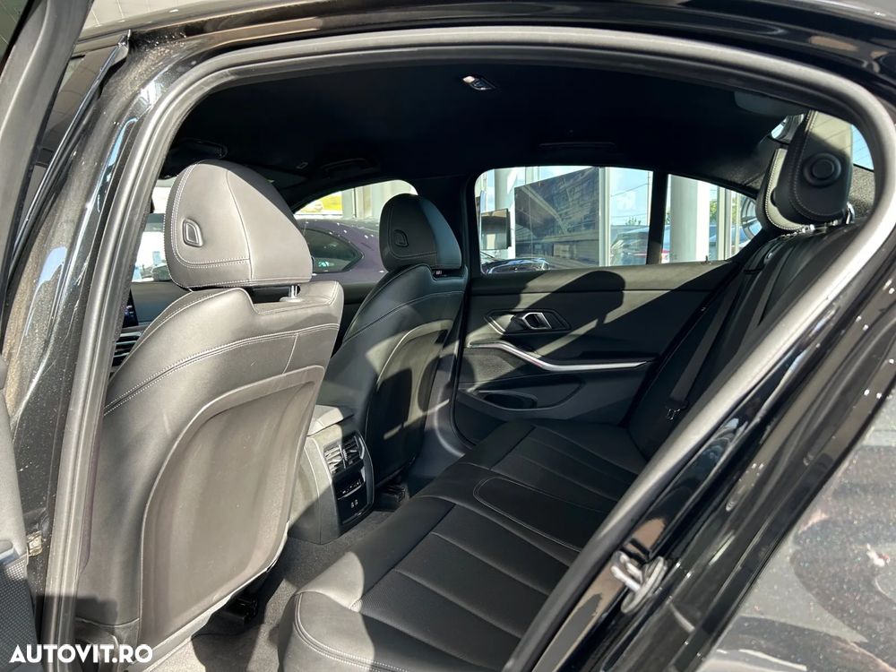 BMW Seria 3 330e xDrive Aut. M Sport - 14