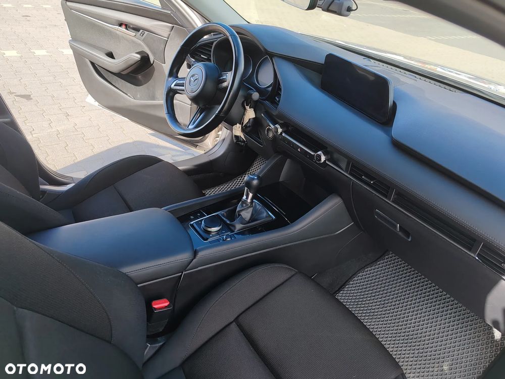 Mazda 3 - 6