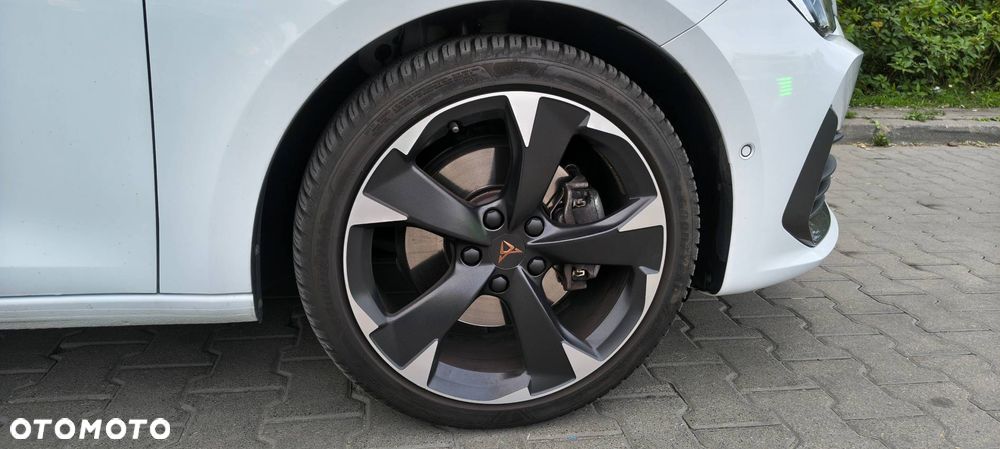 Cupra Leon 1.5 eTSI DSG - 6