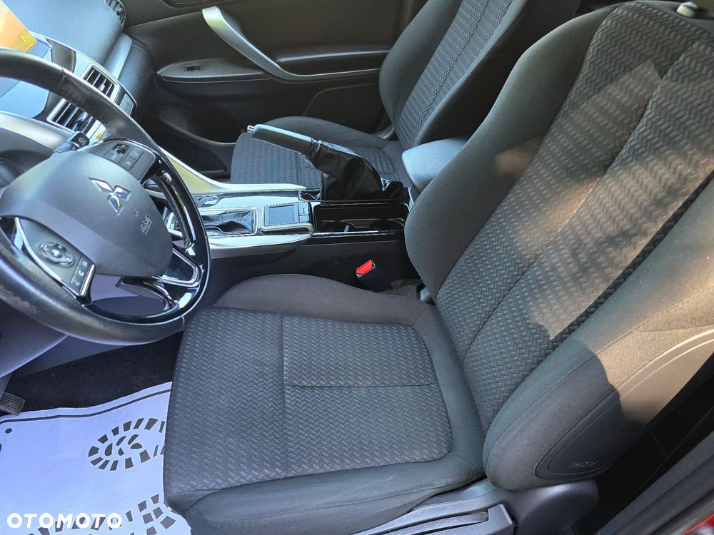 Mitsubishi Eclipse Cross 1.5 T-MIVEC ClearTec CVT 2WD Diamant Edition - 16