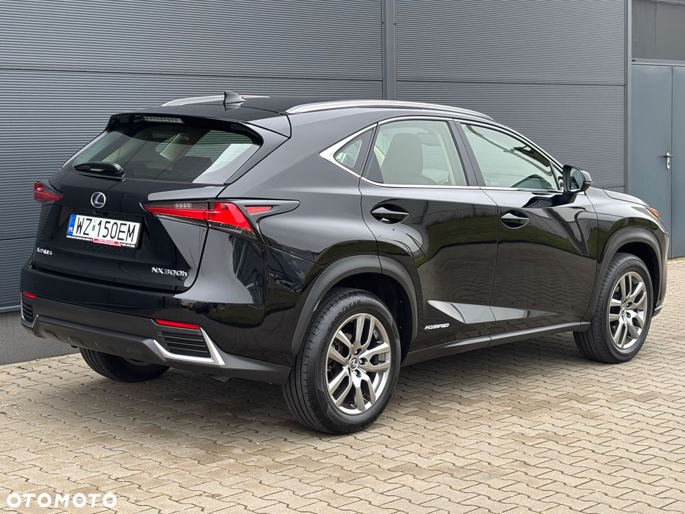 Lexus NX 300h Elegance Optimum AWD - 4