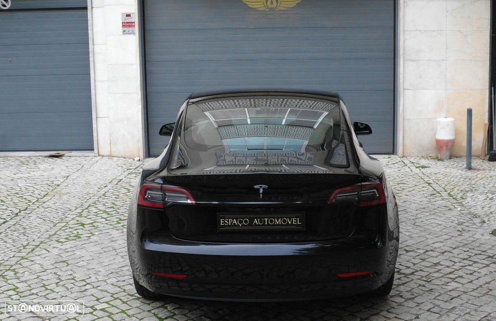 Tesla Model 3 Long Range Tração Traseira - 11