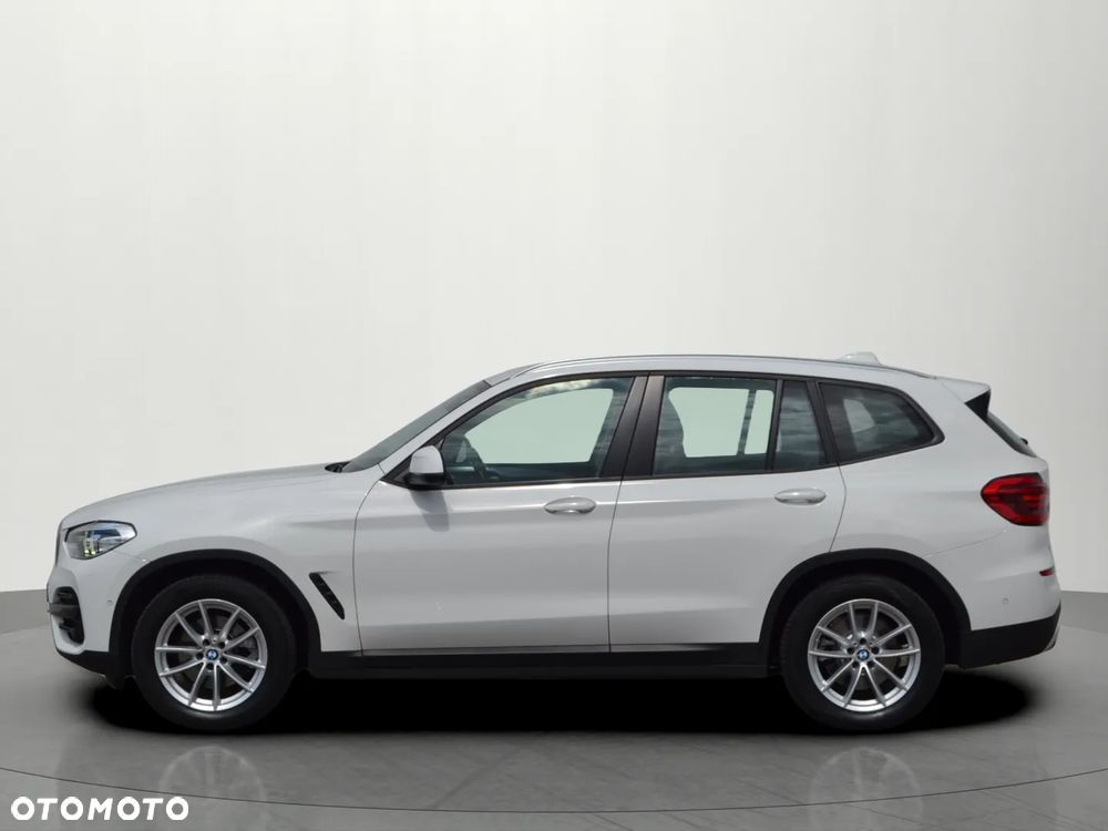BMW X3 xDrive20i GPF Advantage - 2