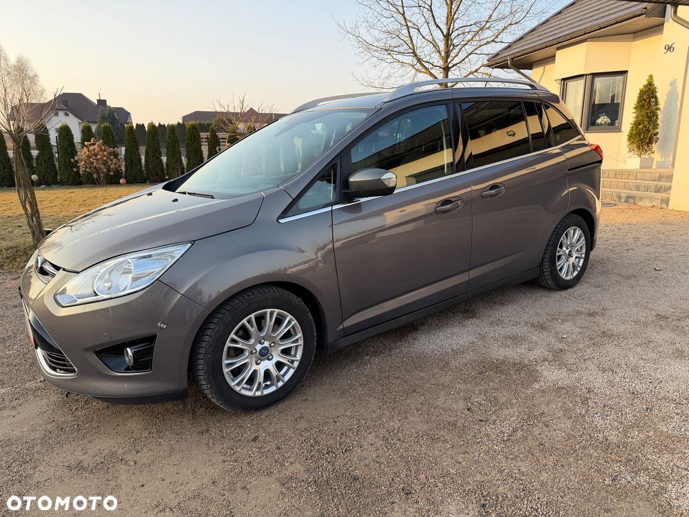 Ford Grand C-MAX - 11