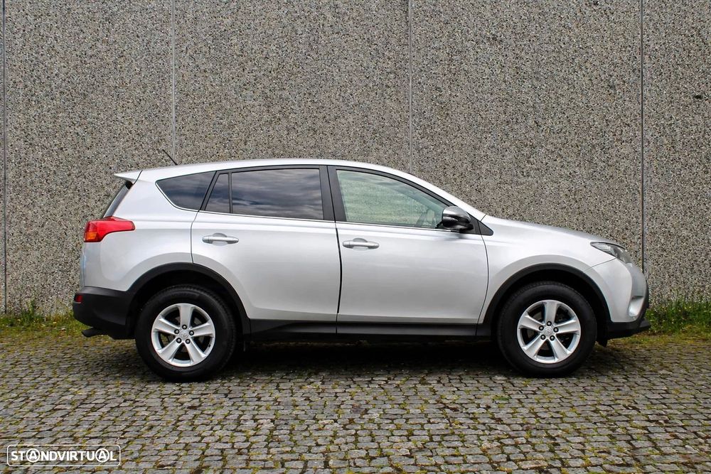 Toyota RAV4 2.0 D-4D Comfort+GPS - 8