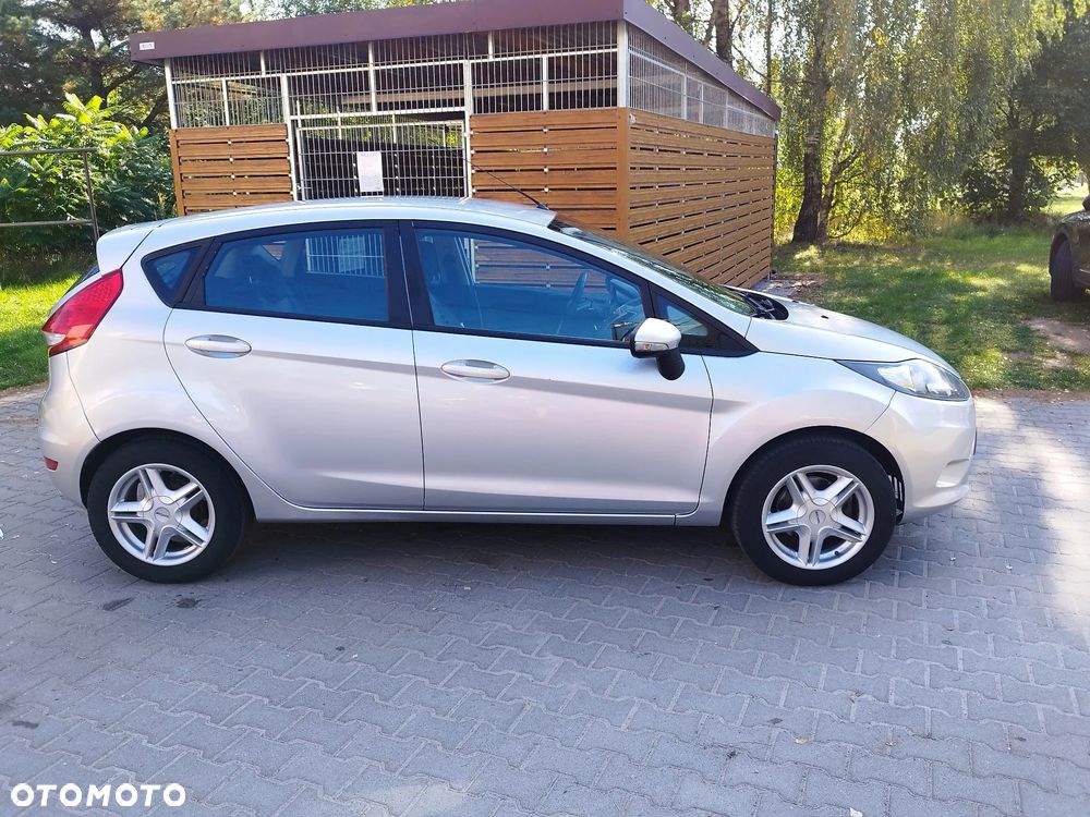 Ford Fiesta - 4