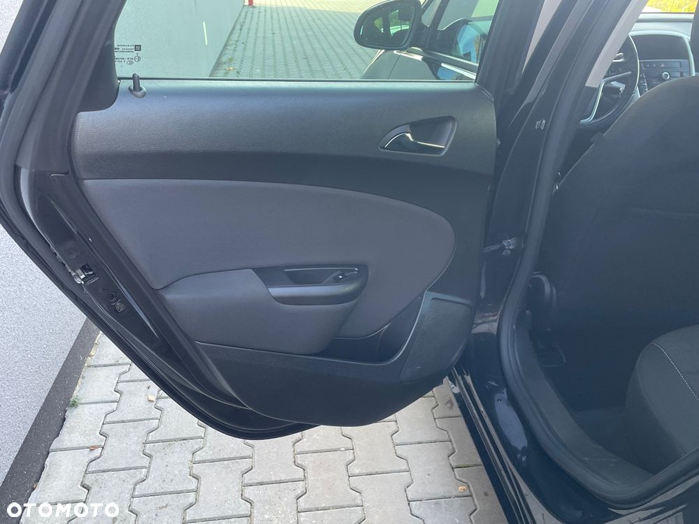 Opel Astra - 22
