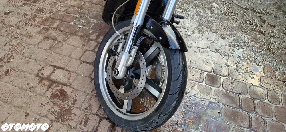 Harley-Davidson V-Rod Muscle - 19