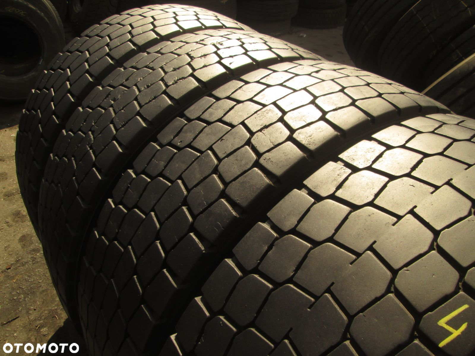 Opony ciężarowe 315/80R22.5 Michelin X-MULTI HD D REMIX. Opony ciężarowe - 4