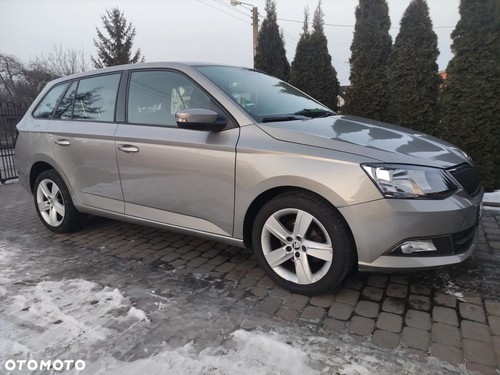 Skoda Fabia 1.0 TSI Ambition - 2