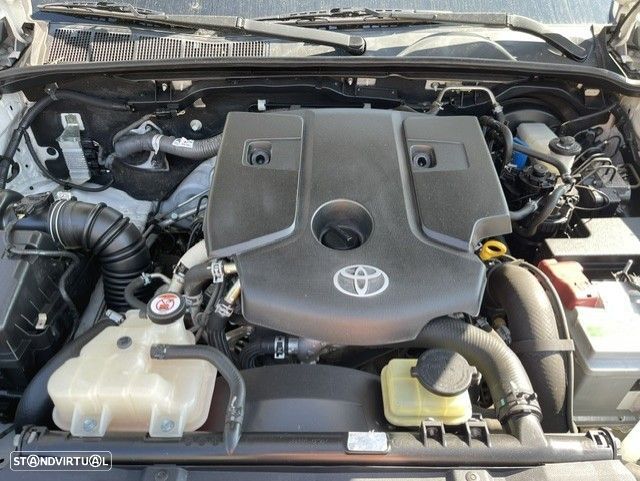 Toyota Hilux - 13