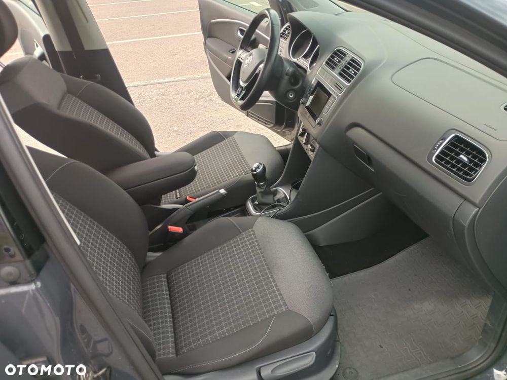 Volkswagen Polo - 10