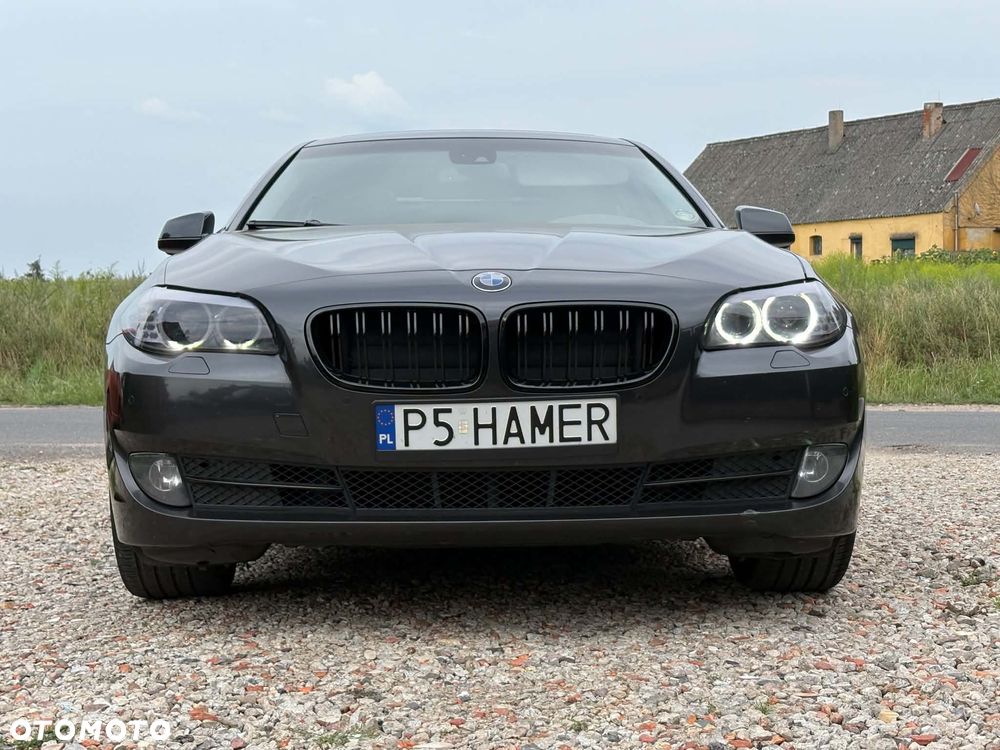 BMW Seria 5 525d - 2