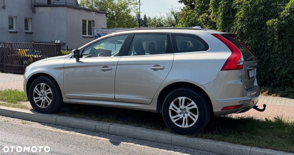 Volvo XC 60 D4 Geartronic Momentum - 6