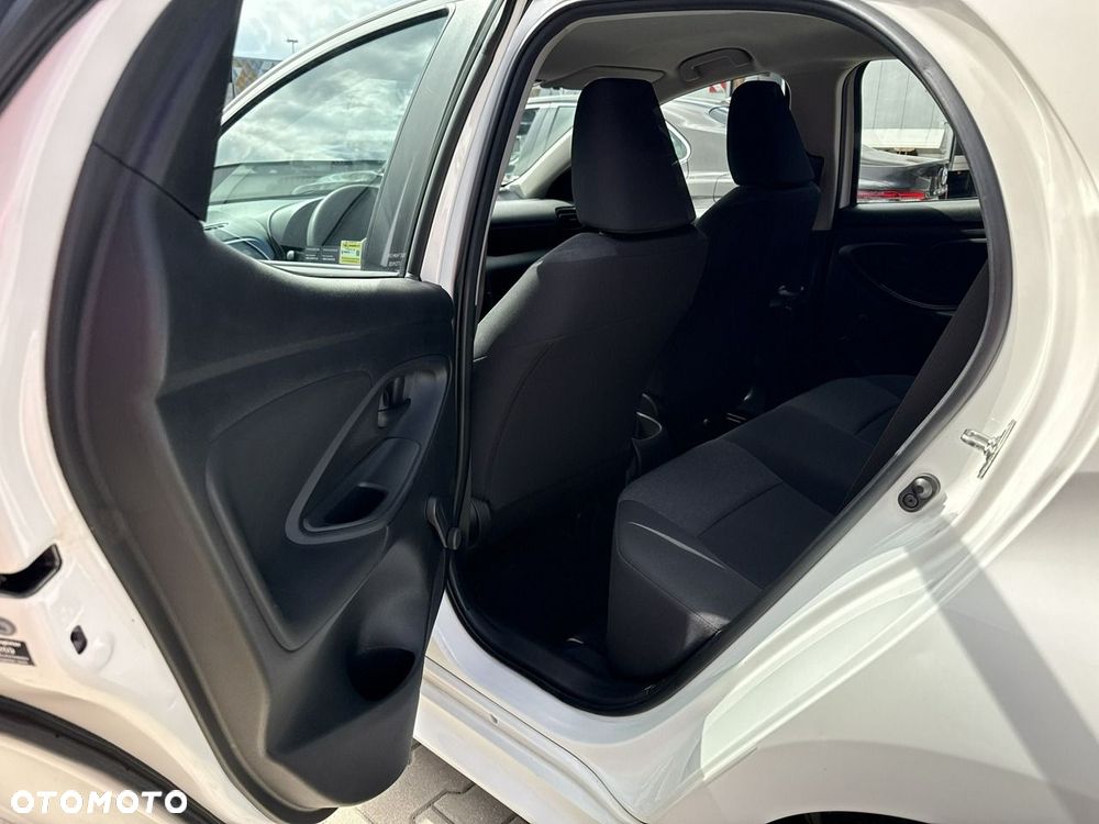 Toyota Yaris 1.0 Active - 13