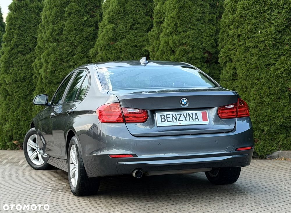 BMW Seria 3 - 22
