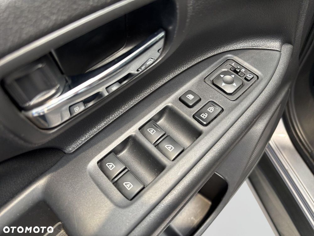 Mitsubishi Outlander - 20