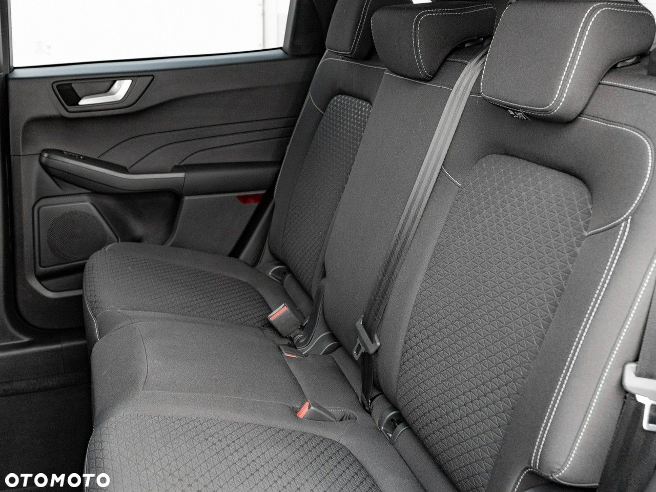 Ford Kuga 1.5 EcoBoost FWD Titanium - 26